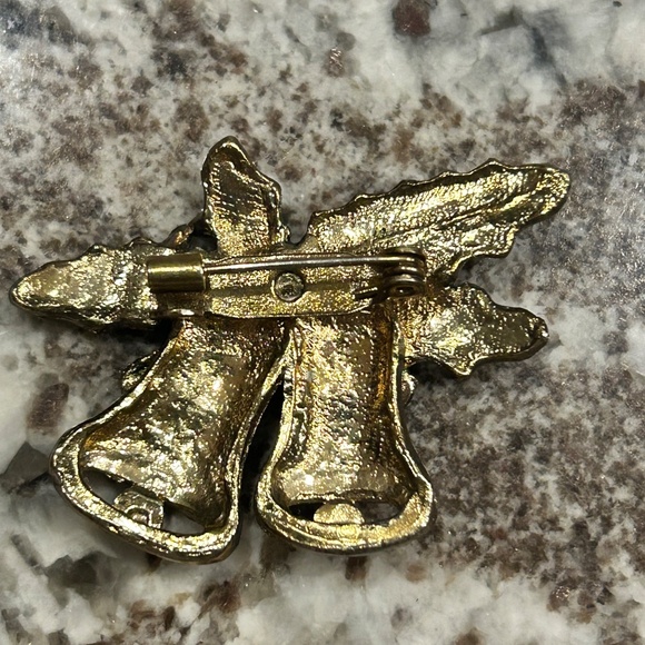 Vintage Christmas Bells Brooch – Gold Tone with Enamel & Holly Leaves - Picture 2 of 2